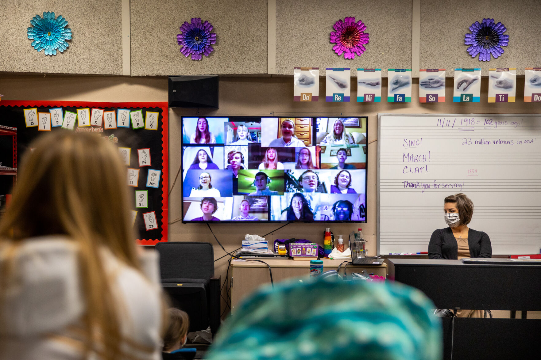 Alexandria students embrace ASL lessons
